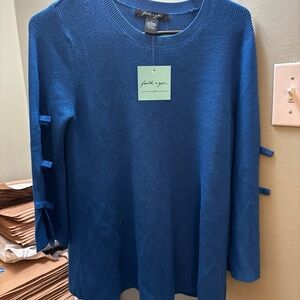 Faith & Zoe Vibrant Blue Knit Top